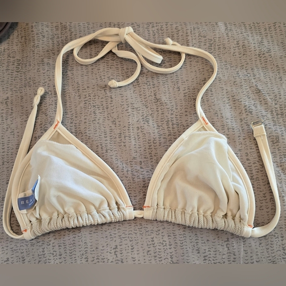 Vintage Kenneth Cole Reaction Textured Diamond String Bikini Top Light Grey M - Picture 2 of 5